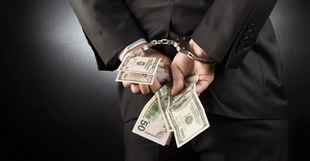 Kripto Para Dolandırıcılığı: İki Ponzi Şeması Çöktü, Kurucular Kayboldu