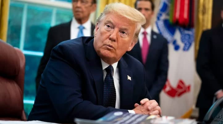 Trump’ın Şirketi Truth Social, Bitcoin ETF Başvurusunu Geri Çekti