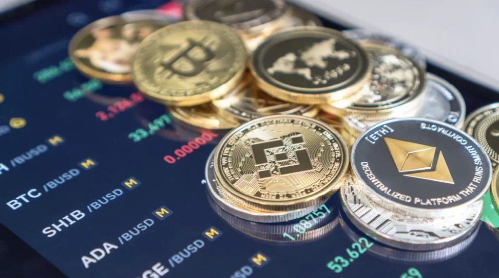 Balinaların Son Bir Haftadaki İşlemleri Belli Oldu: Bitcoin (BTC) ve Ethereum (ETH) Sattılar, Bu Dört Altcoinlerden Aldılar!