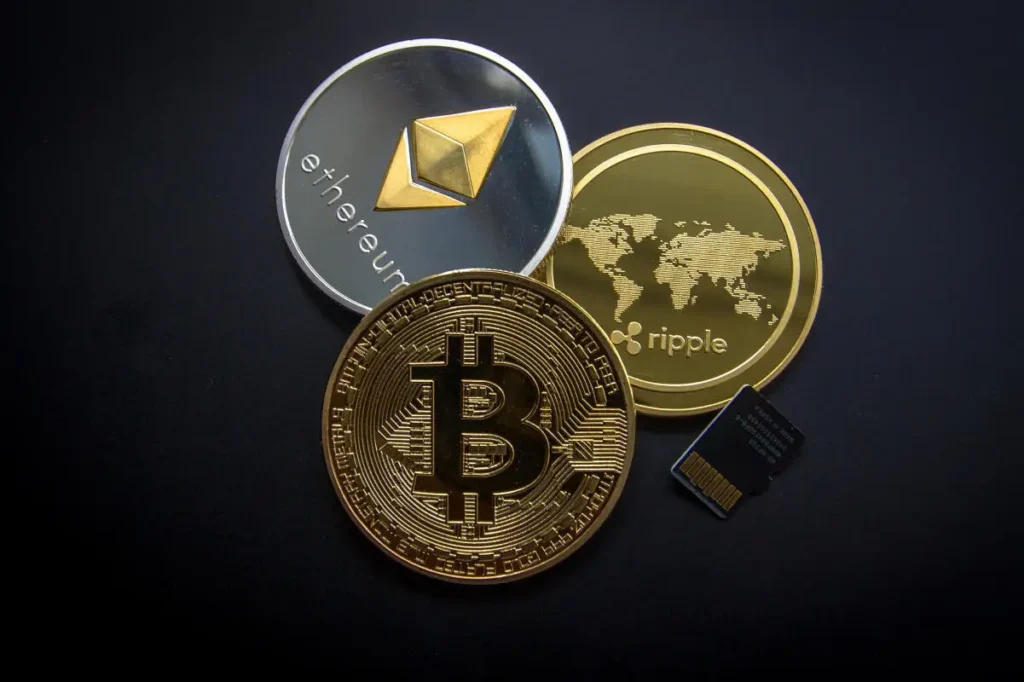 24 Yıllık Teknik Analist Bitcoin (BTC), Ethereum (ETH) ve XRP İçin Beklentilerini Paylaştı!