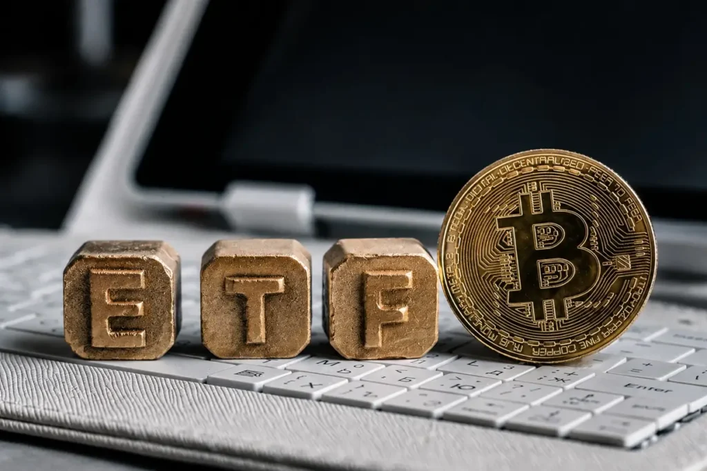 Bitcoin ETF’lerinden 225 Milyon Dolar Çıkış: ABD Tahvil Getirileri 18 Ayın Zirvesinde