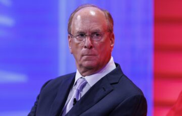 BlackRock CEO’su Fink: Bitcoin ve altcoin’lerde aşırı kaldıraç temizlendi