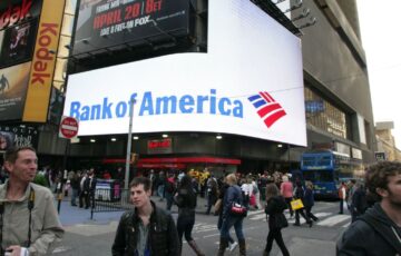 Yatırımcılar yükseliş bekliyor, nakit seviyesi azalıyor: Bank of America anketi